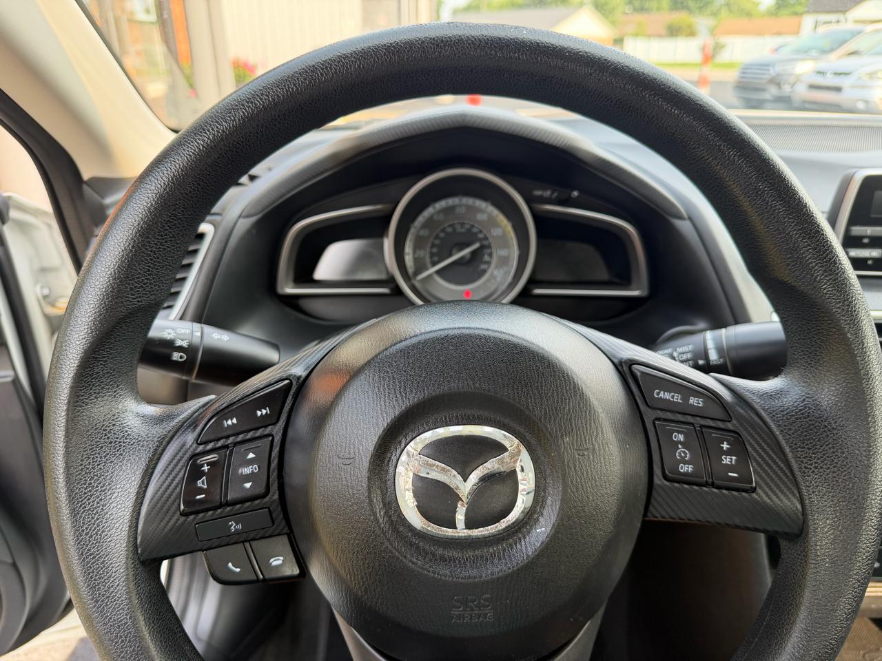 Mazda MAZDA3 i Sport AT 4-Door 2014