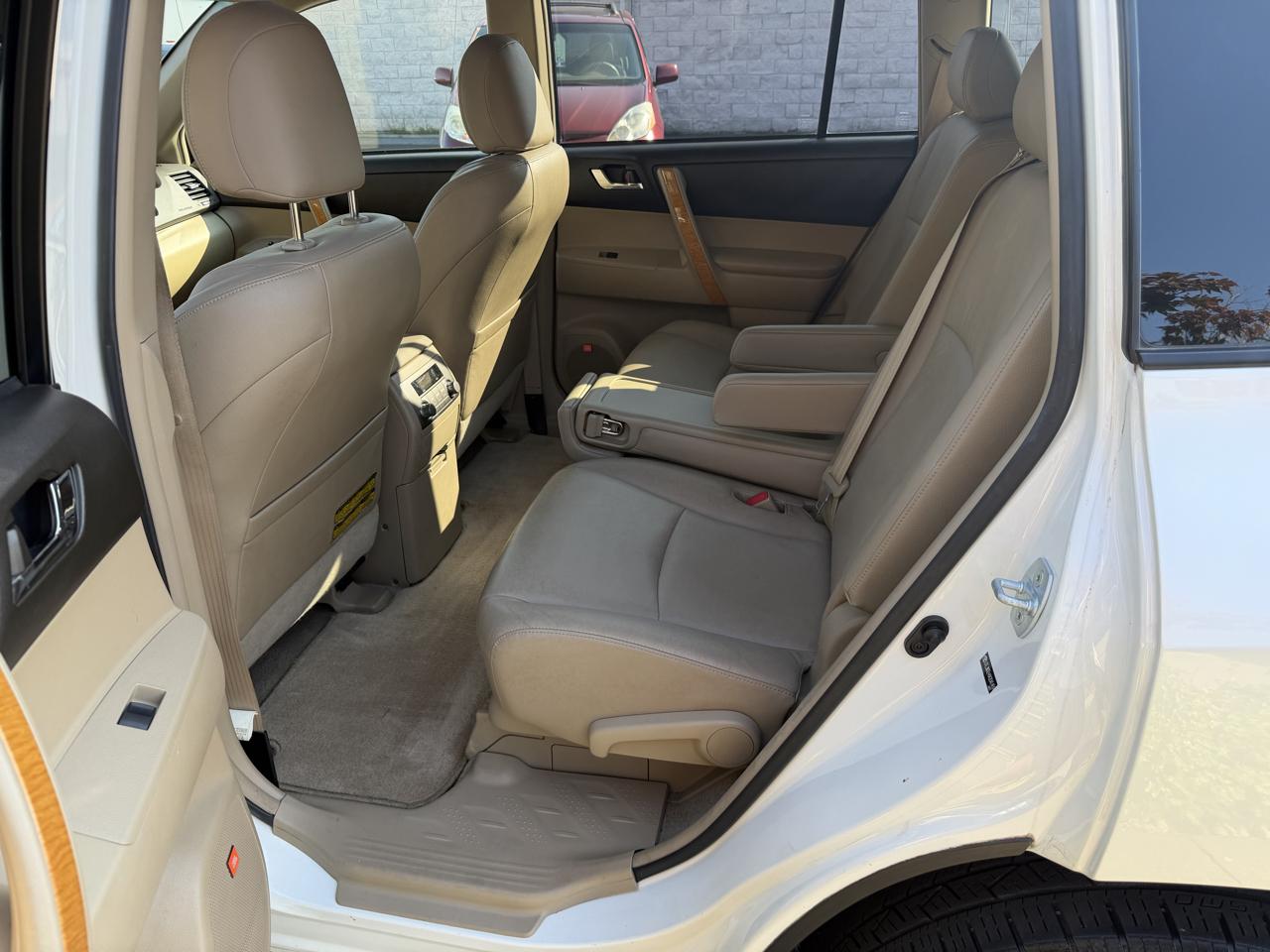 Toyota Highlander Hybrid Limited 4WD 2010