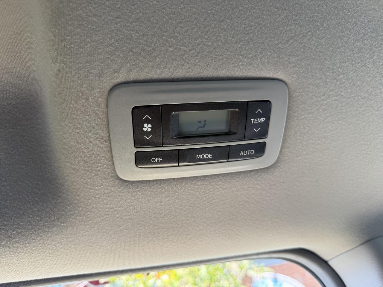 Toyota Sienna XLE FWD 8-Passenger V6 2014