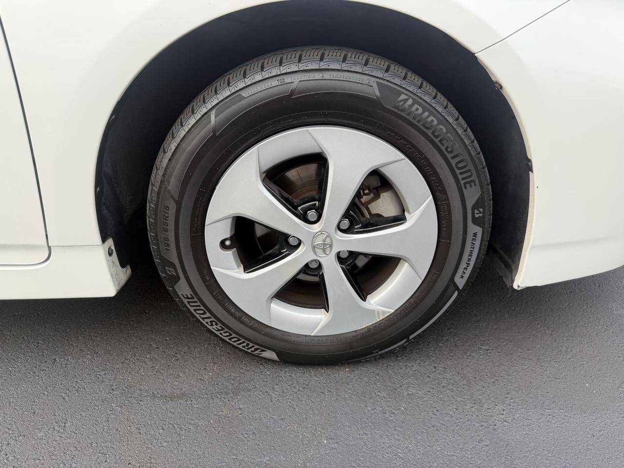 Toyota Prius Prius II 2013