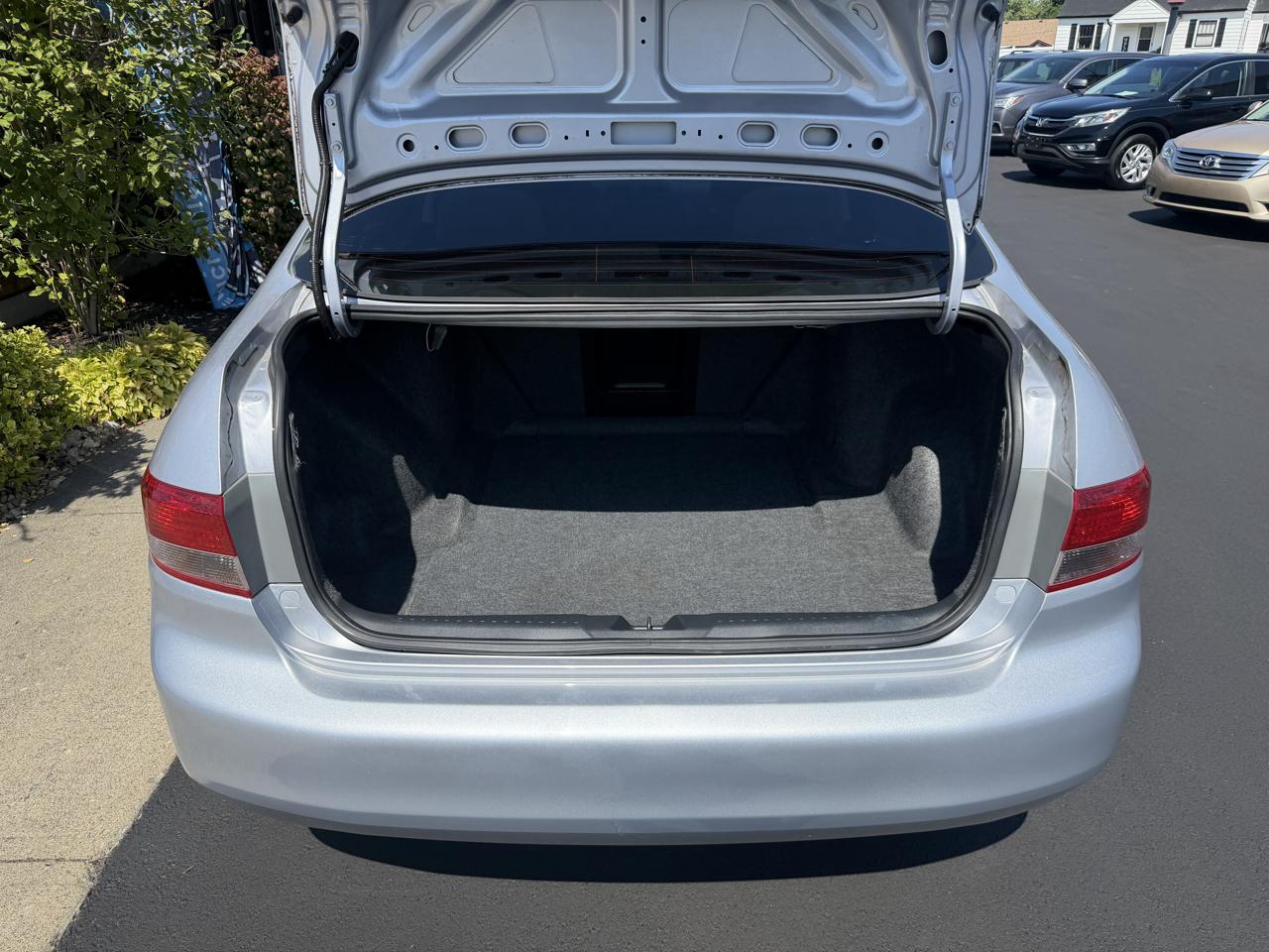 Honda Accord LX sedan AT 2004