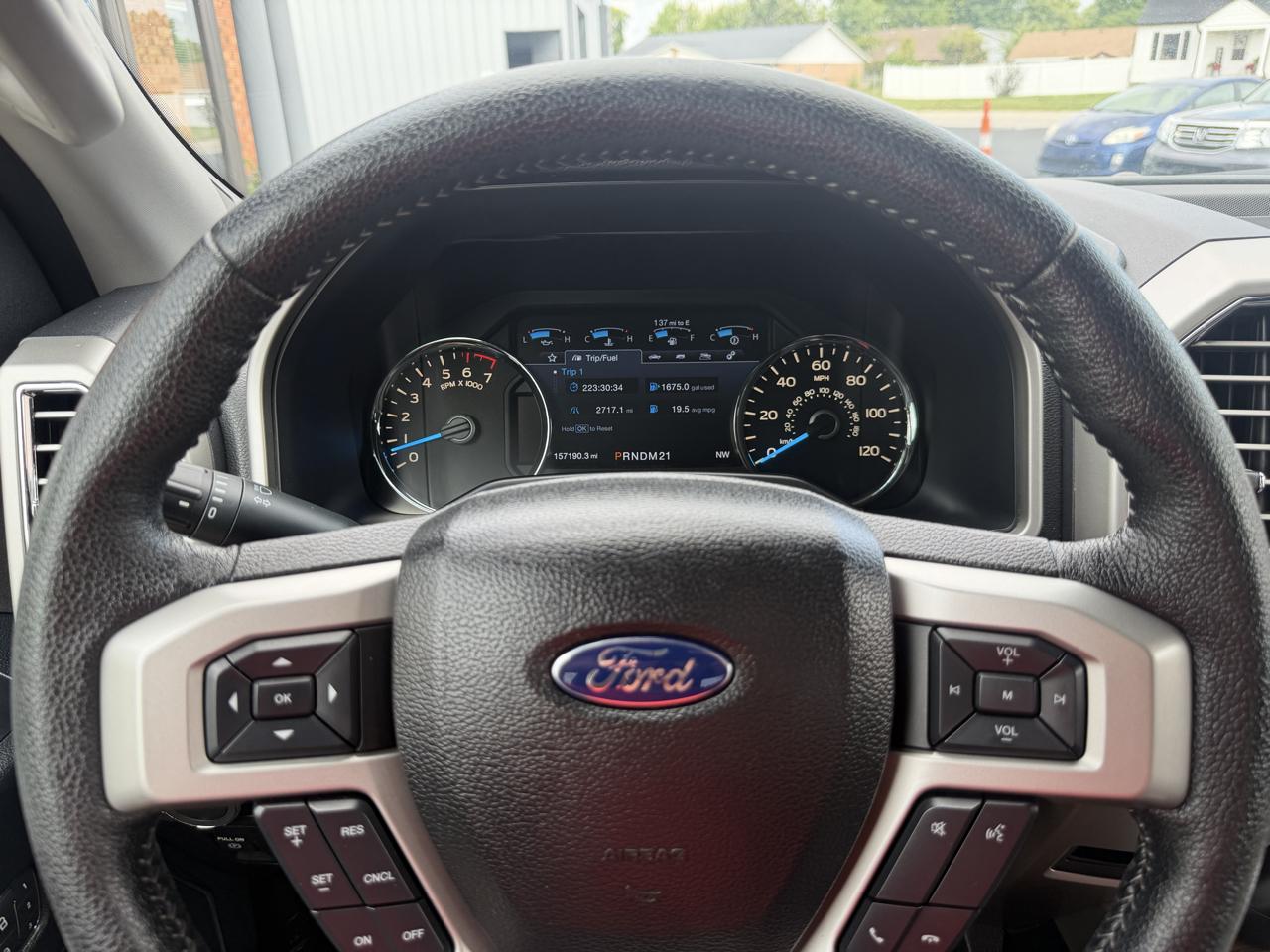 Ford F-150 Lariat SuperCrew 5.5-ft. Bed 4WD 2015