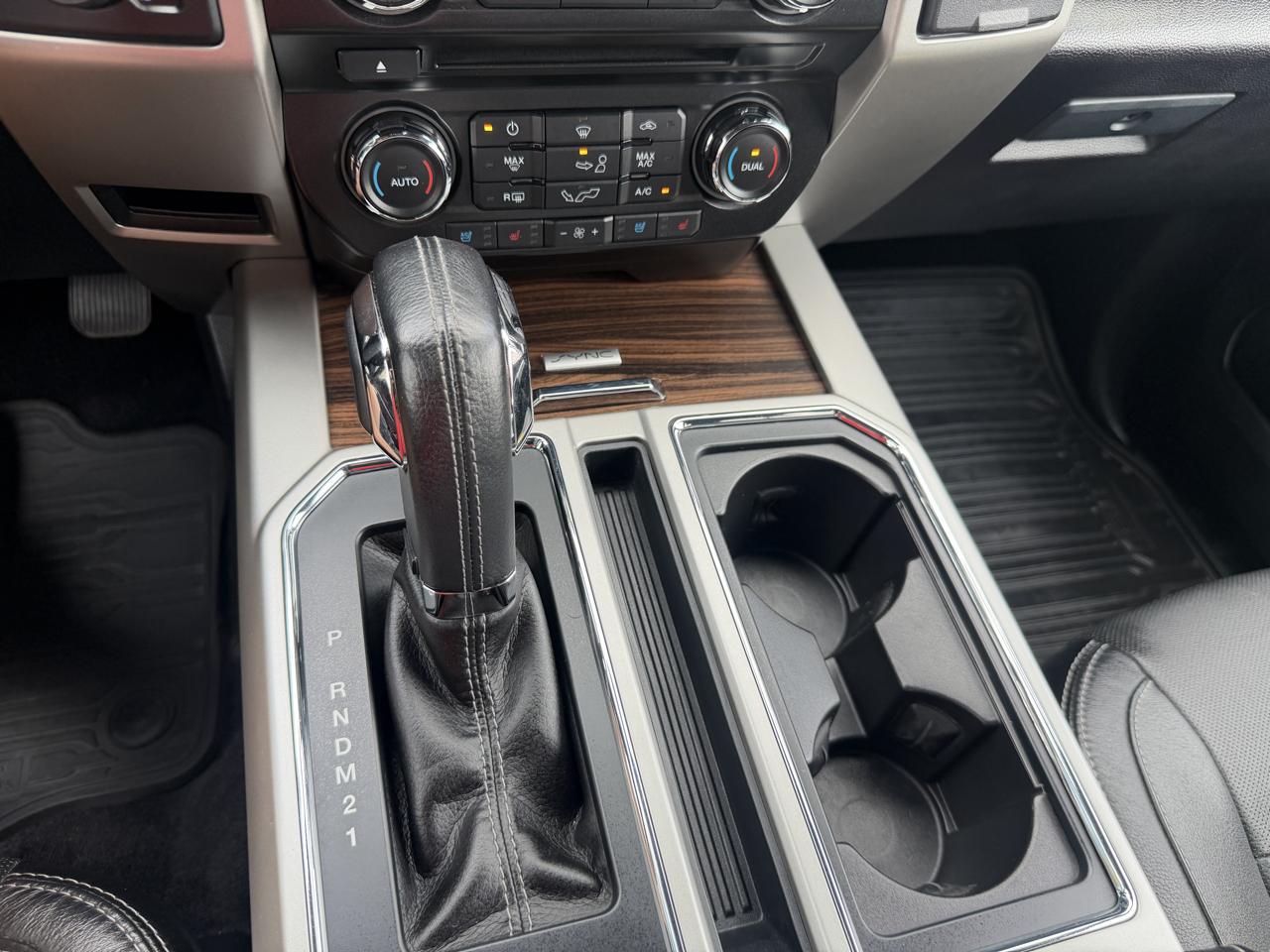 Ford F-150 Lariat SuperCrew 5.5-ft. Bed 4WD 2015