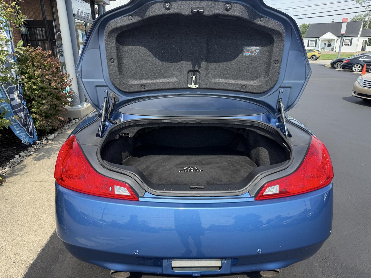 Infiniti G Coupe x AWD 2012