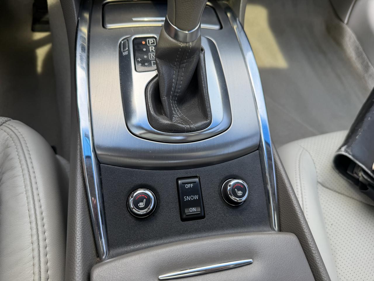 Infiniti G Coupe x AWD 2012
