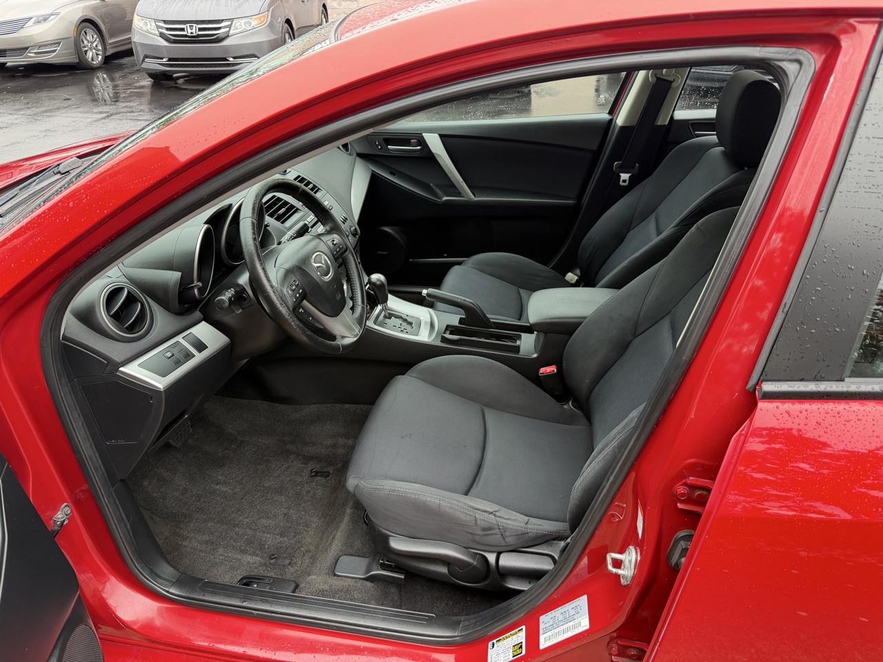 Mazda MAZDA3 s Sport 4-Door 2010