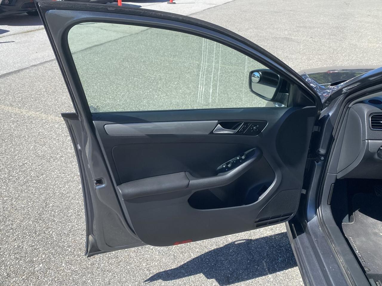 Volkswagen Jetta 1.4T SE 6A 2018