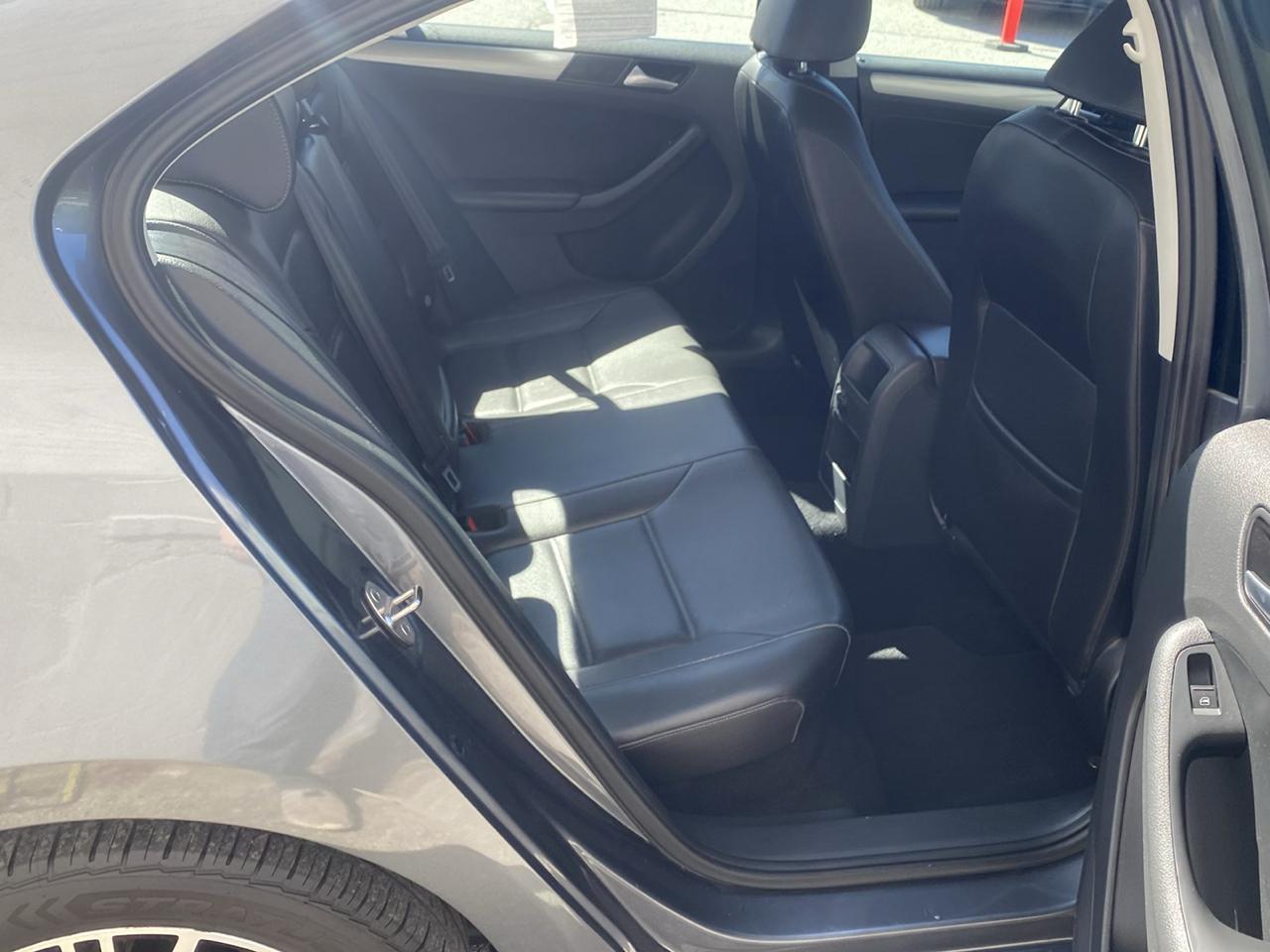 Volkswagen Jetta 1.4T SE 6A 2018