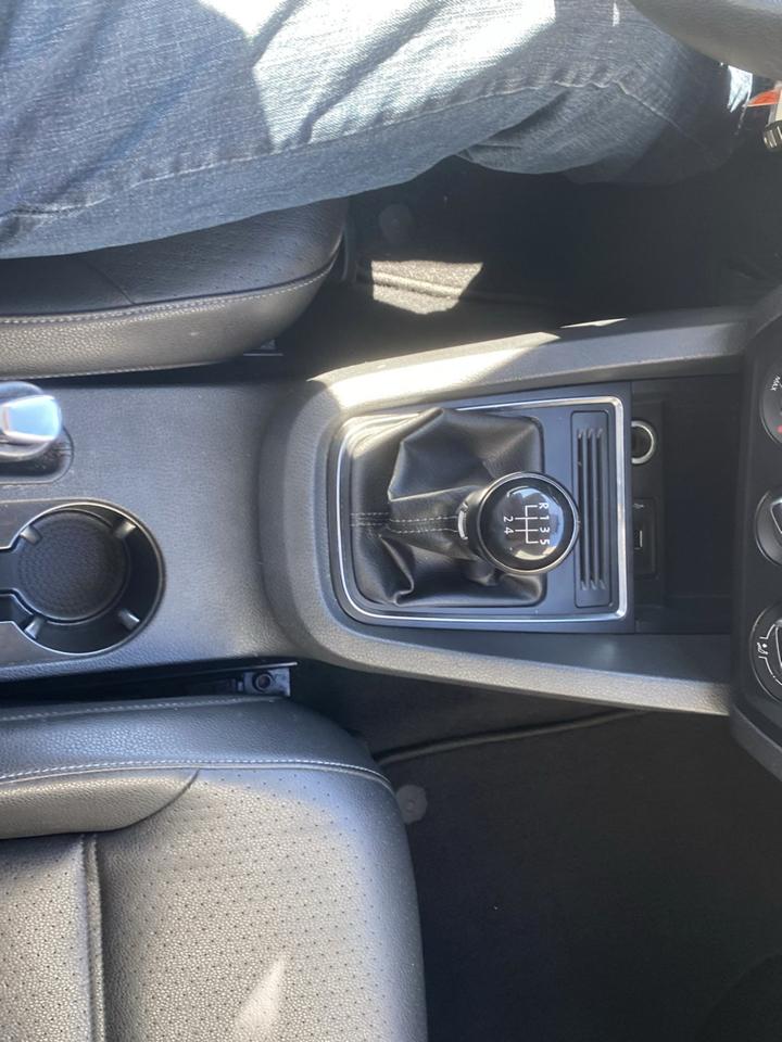 Volkswagen Jetta 1.4T SE 6A 2018