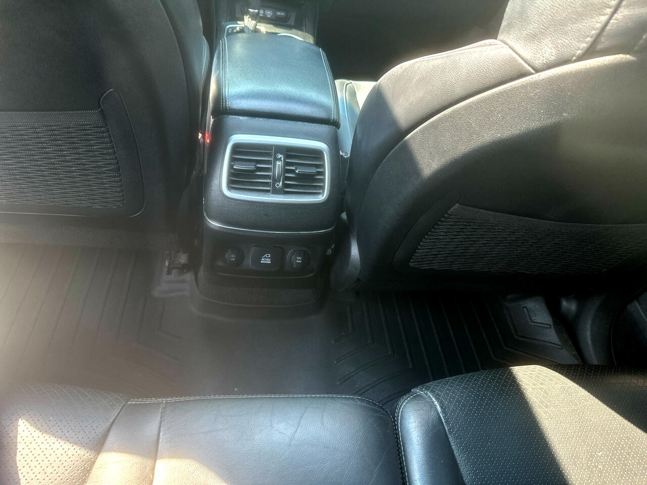 2016 Kia Sorento EX V6 photo 27