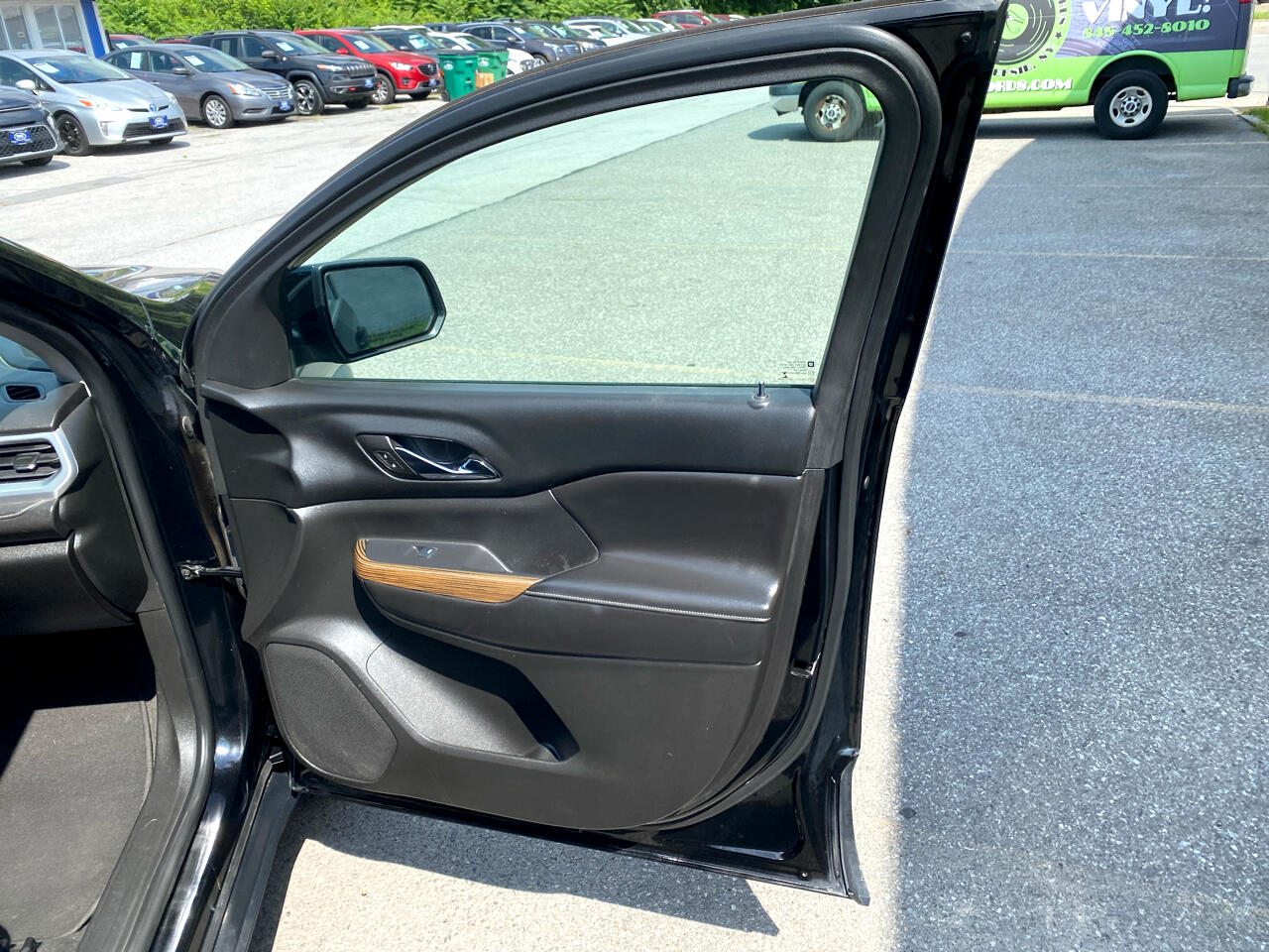 GMC Acadia SLE-2 FWD 2017 GMC Acadia SLE-2 FWD 2017