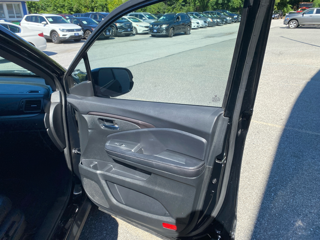 Honda Ridgeline RTL AWD 2017 Honda Ridgeline RTL AWD 2017