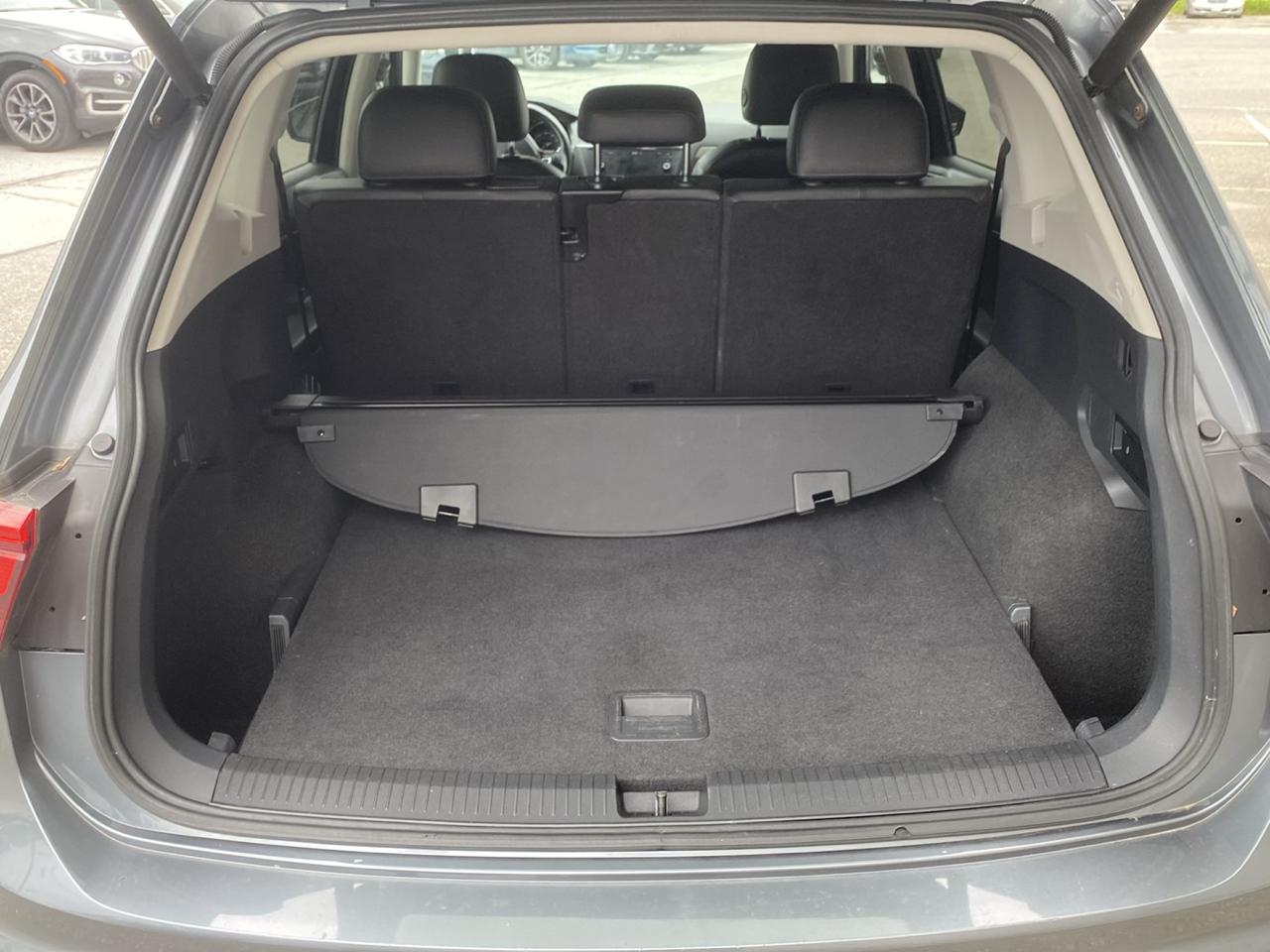 Volkswagen Tiguan SEL 4D SUV 4Motion 2018