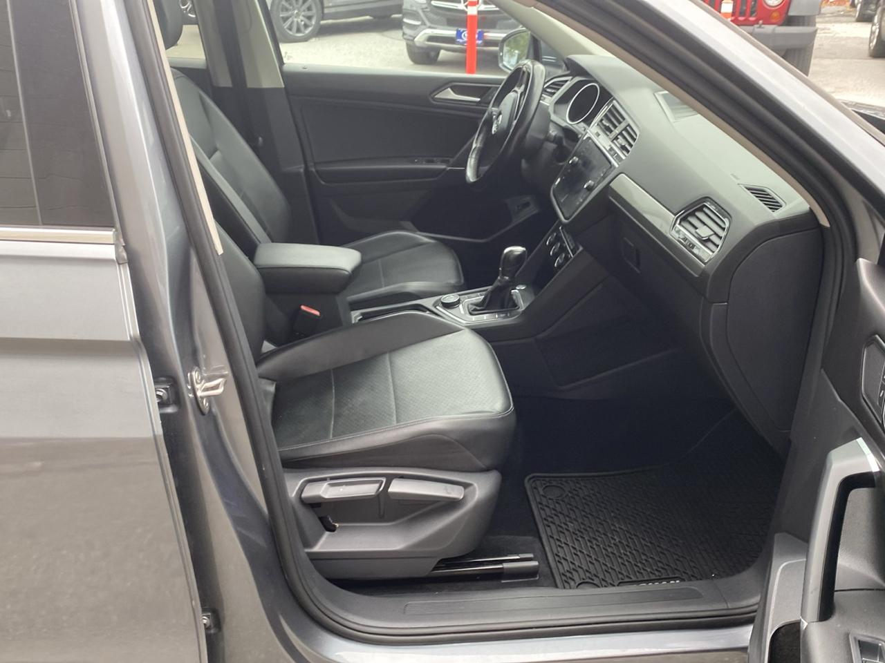 Volkswagen Tiguan SEL 4D SUV 4Motion 2018