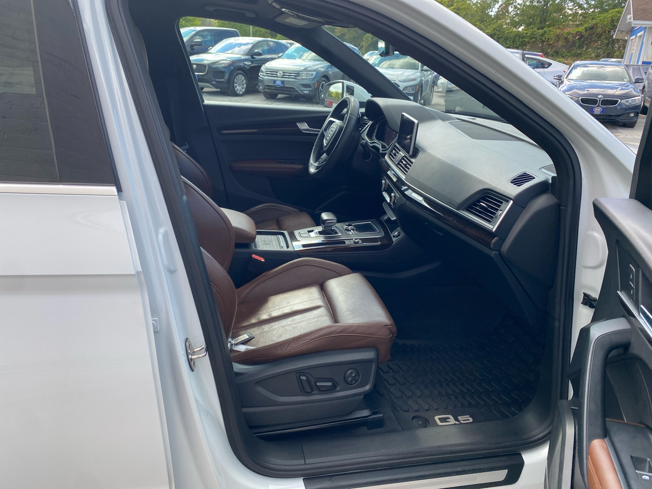 2019 Audi Q5 Premium Plus photo 17