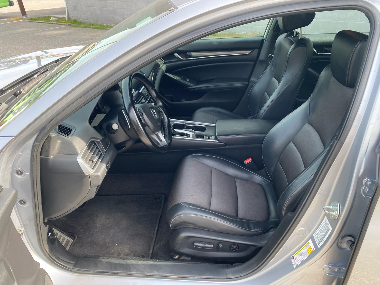 2018 Honda Accord Sport photo 9