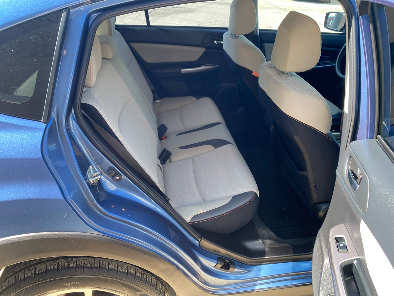 2017 Subaru Crosstrek 2.0i Premium photo 15