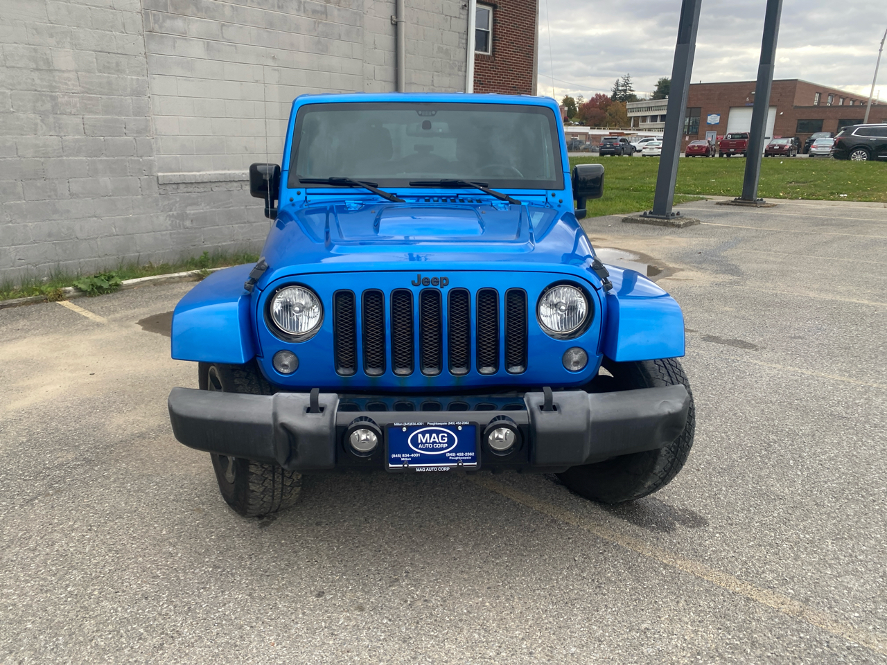 Jeep Wrangler Unlimited Sahara 4WD 2015 Jeep Wrangler Unlimited Sahara 4WD 2015