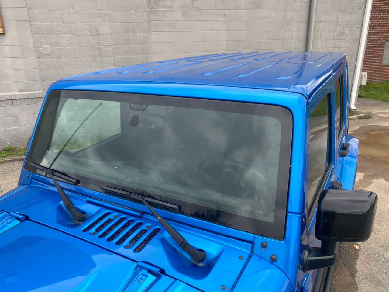 Jeep Wrangler Unlimited Sahara 4WD 2015 Jeep Wrangler Unlimited Sahara 4WD 2015