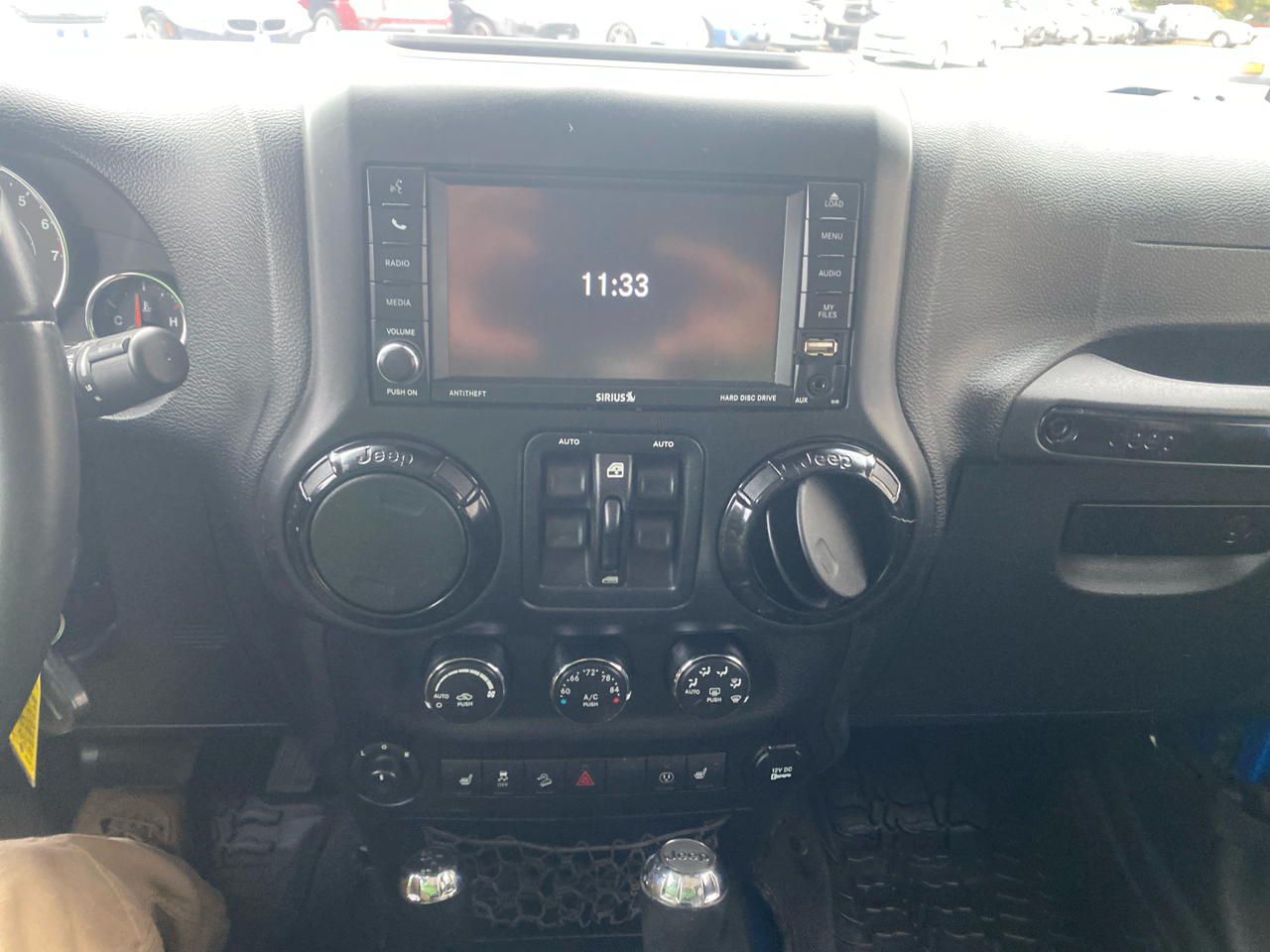 Jeep Wrangler Unlimited Sahara 4WD 2015 Jeep Wrangler Unlimited Sahara 4WD 2015