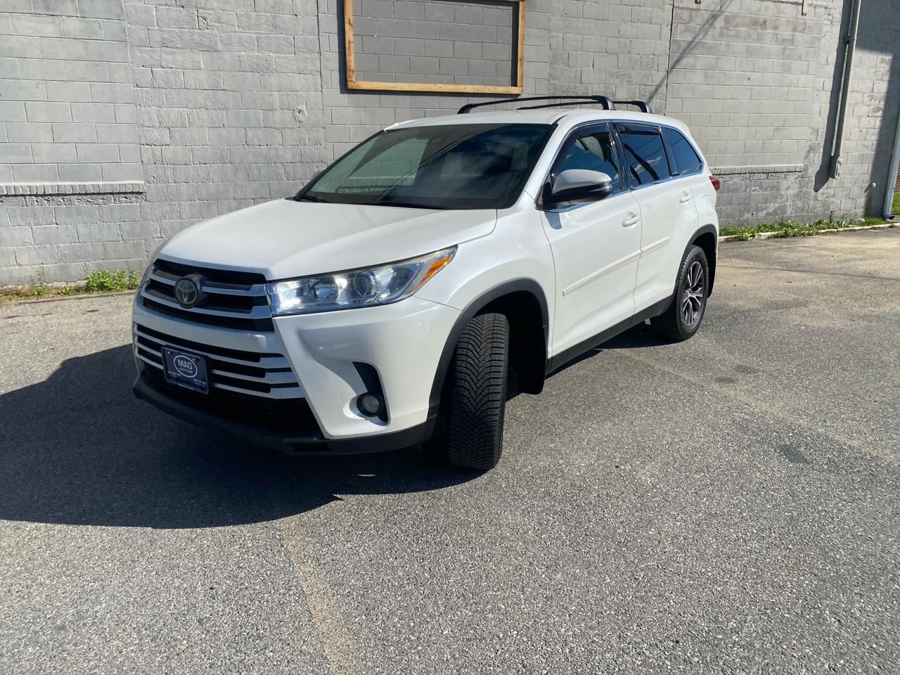 Toyota Highlander LE Plus AWD V6 2019 Toyota Highlander LE Plus AWD V6 2019