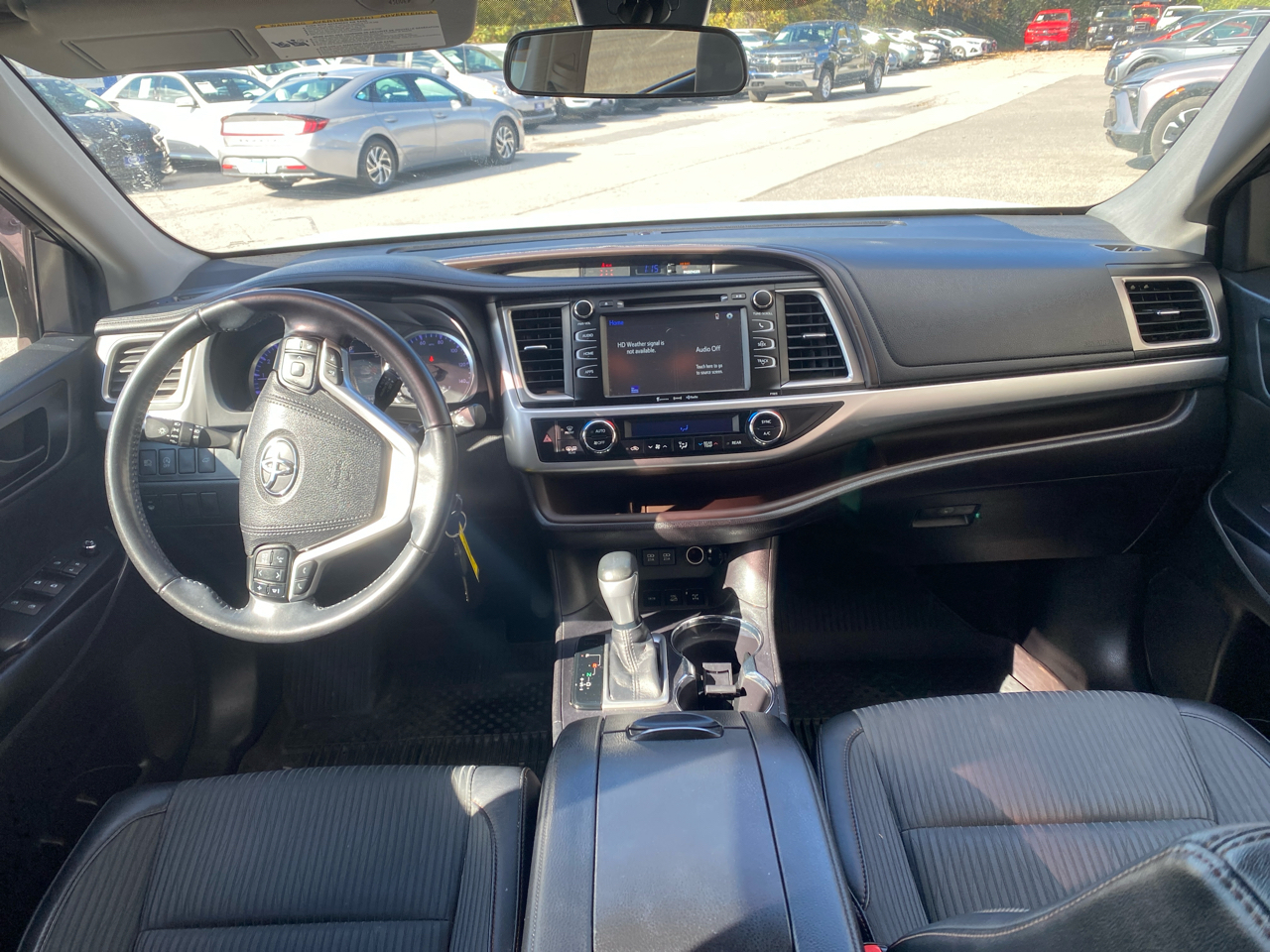 Toyota Highlander LE Plus AWD V6 2019 Toyota Highlander LE Plus AWD V6 2019