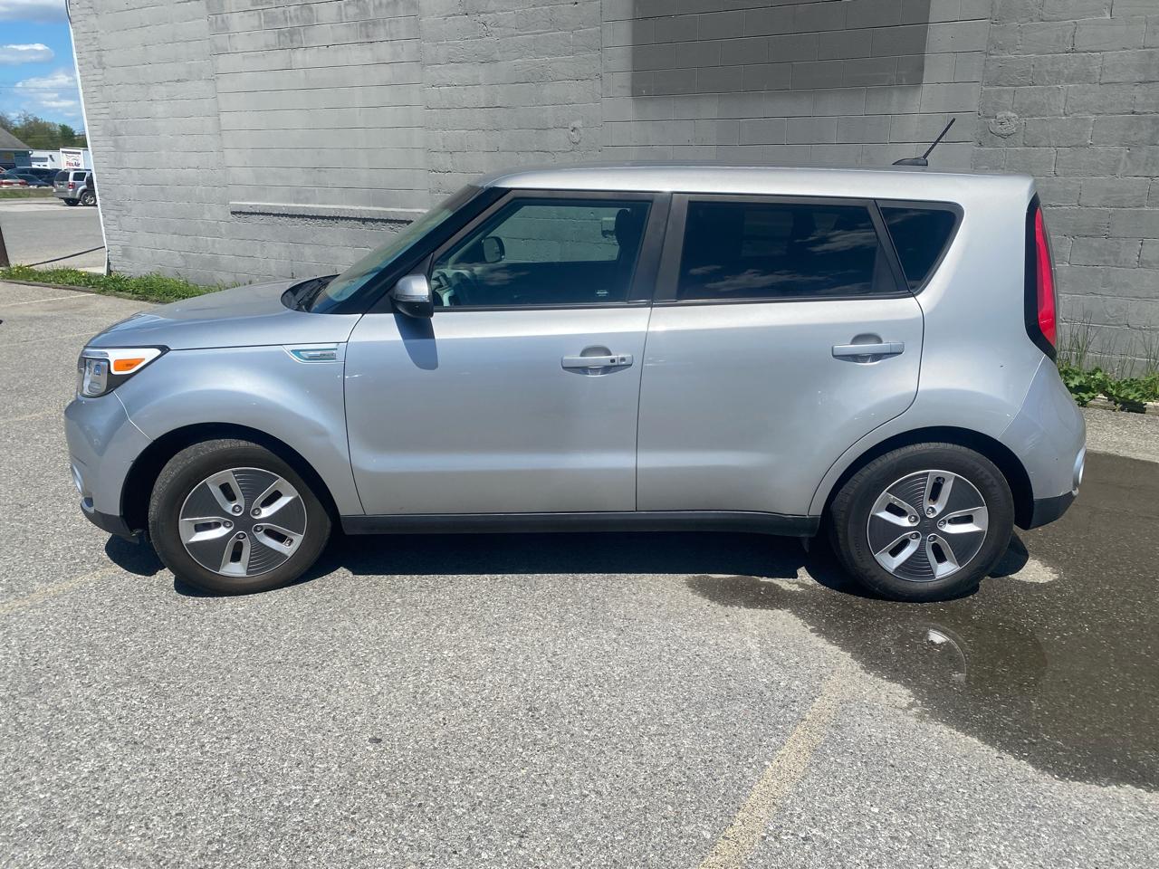 Kia Soul EV Base 2017
