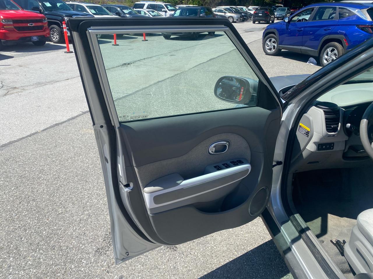 Kia Soul EV Base 2017