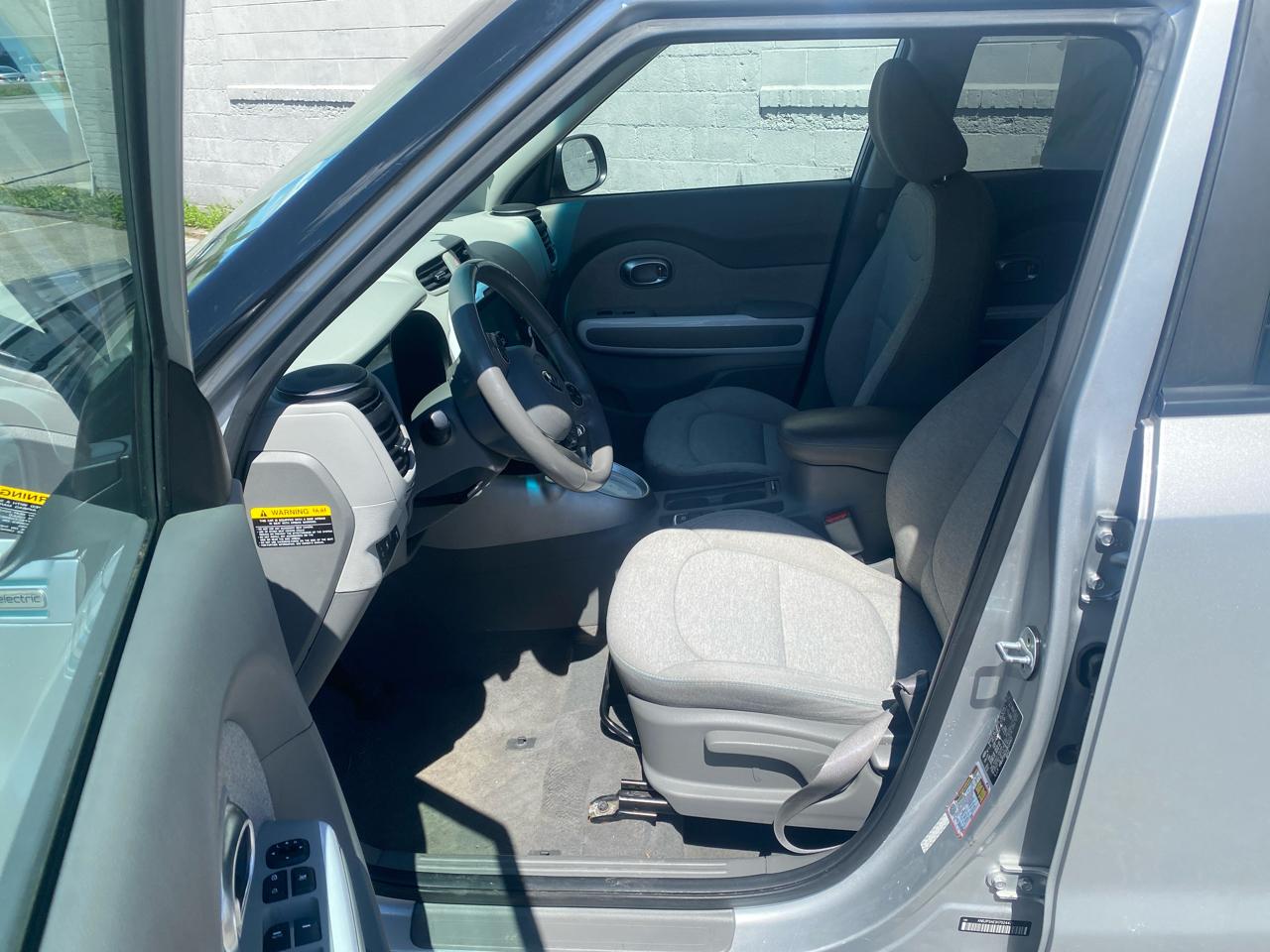 Kia Soul EV Base 2017