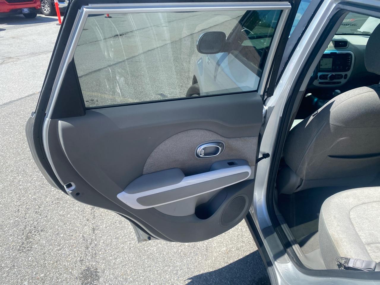 Kia Soul EV Base 2017