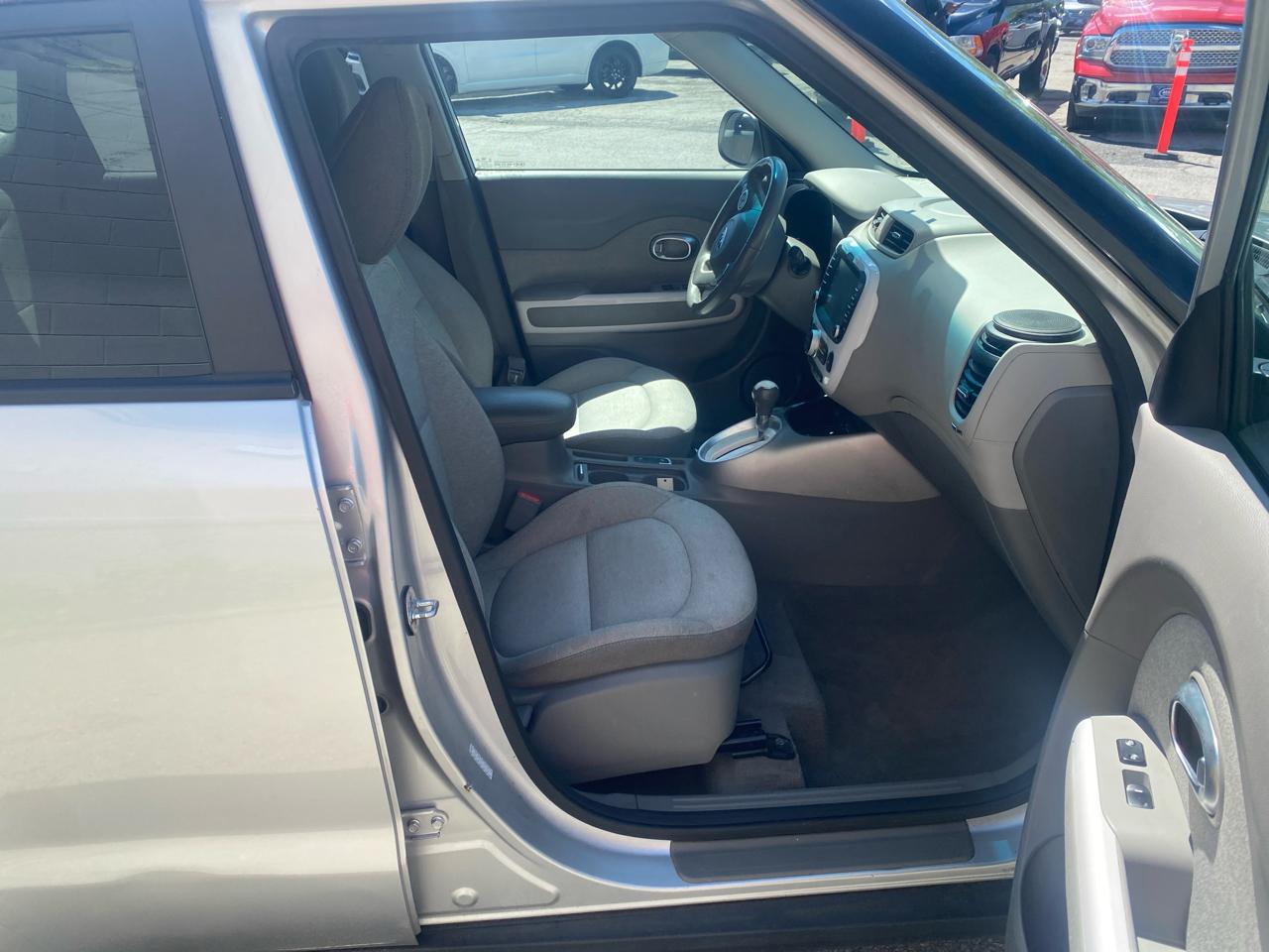 Kia Soul EV Base 2017