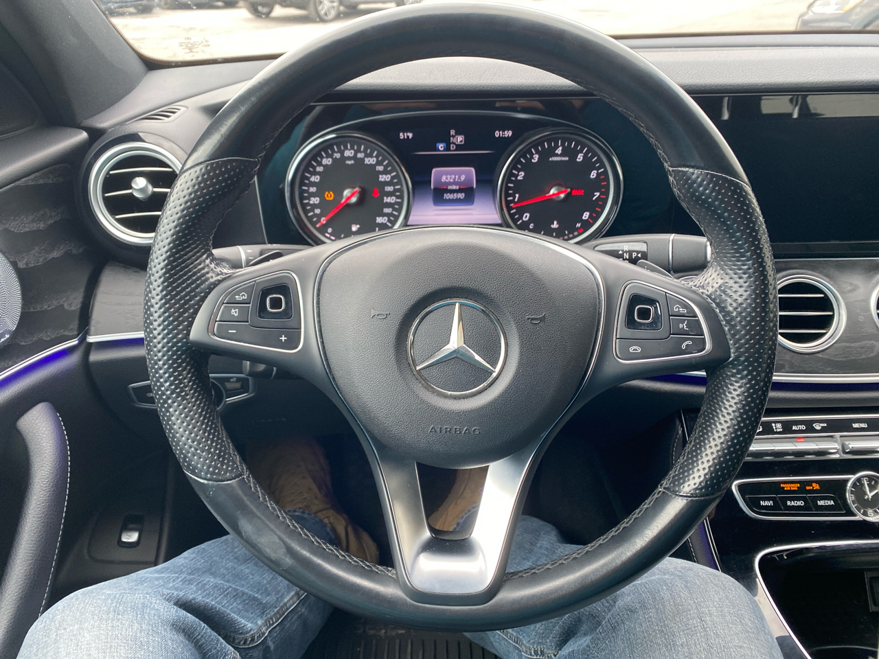 Mercedes-Benz E-Class E300 Luxury 4MATIC Sedan 2017