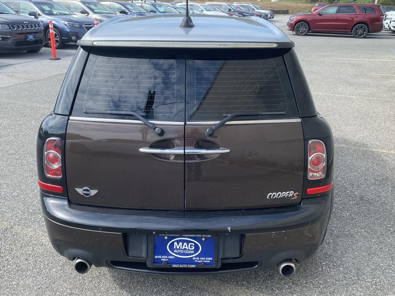 MINI Clubman S 2011