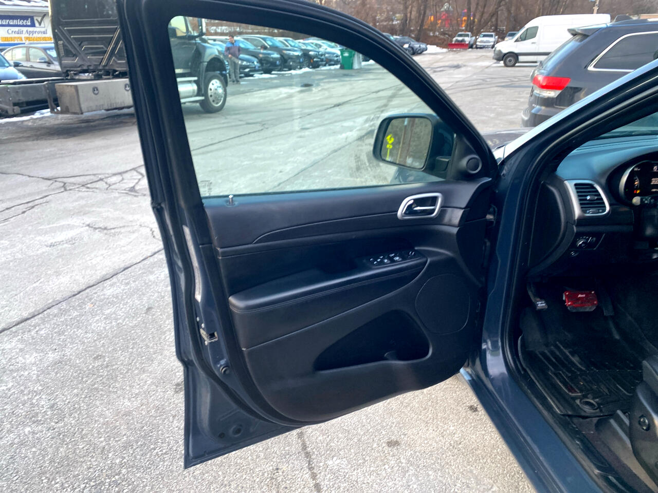 Jeep Grand Cherokee Laredo 4WD 2018