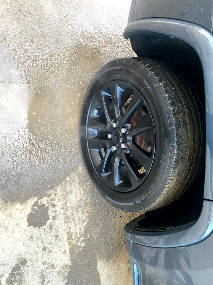 Jeep Grand Cherokee Laredo 4WD 2018