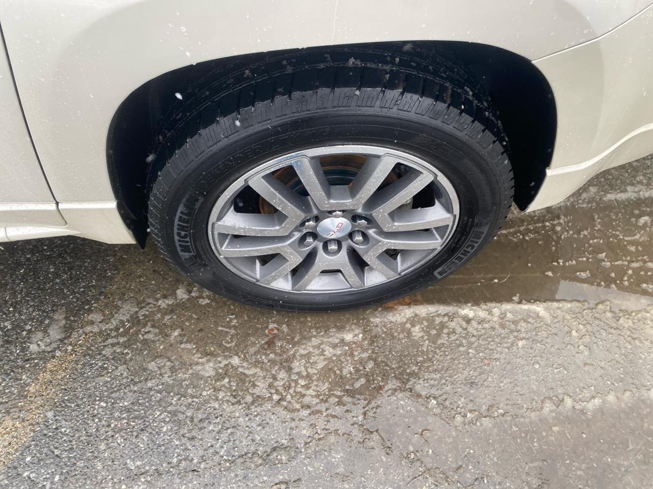 GMC Acadia Denali AWD 2015