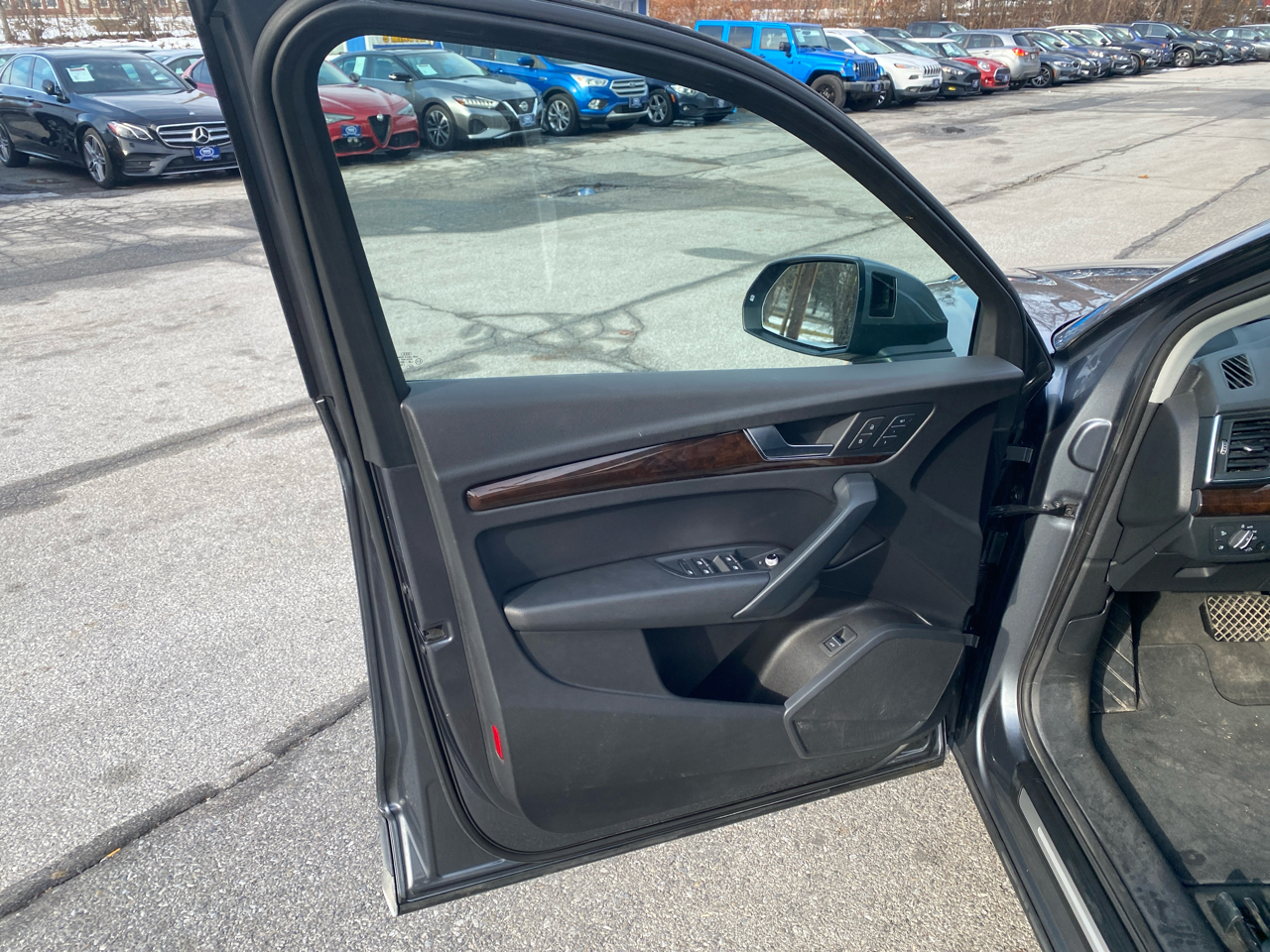 Audi Q5 2.0T Premium Plus quattro 2018