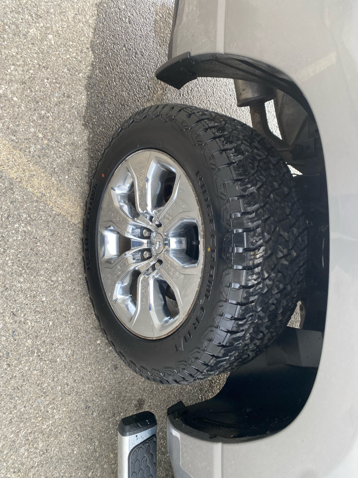 RAM 1500 Big Horn Crew Cab SWB 4WD 2019