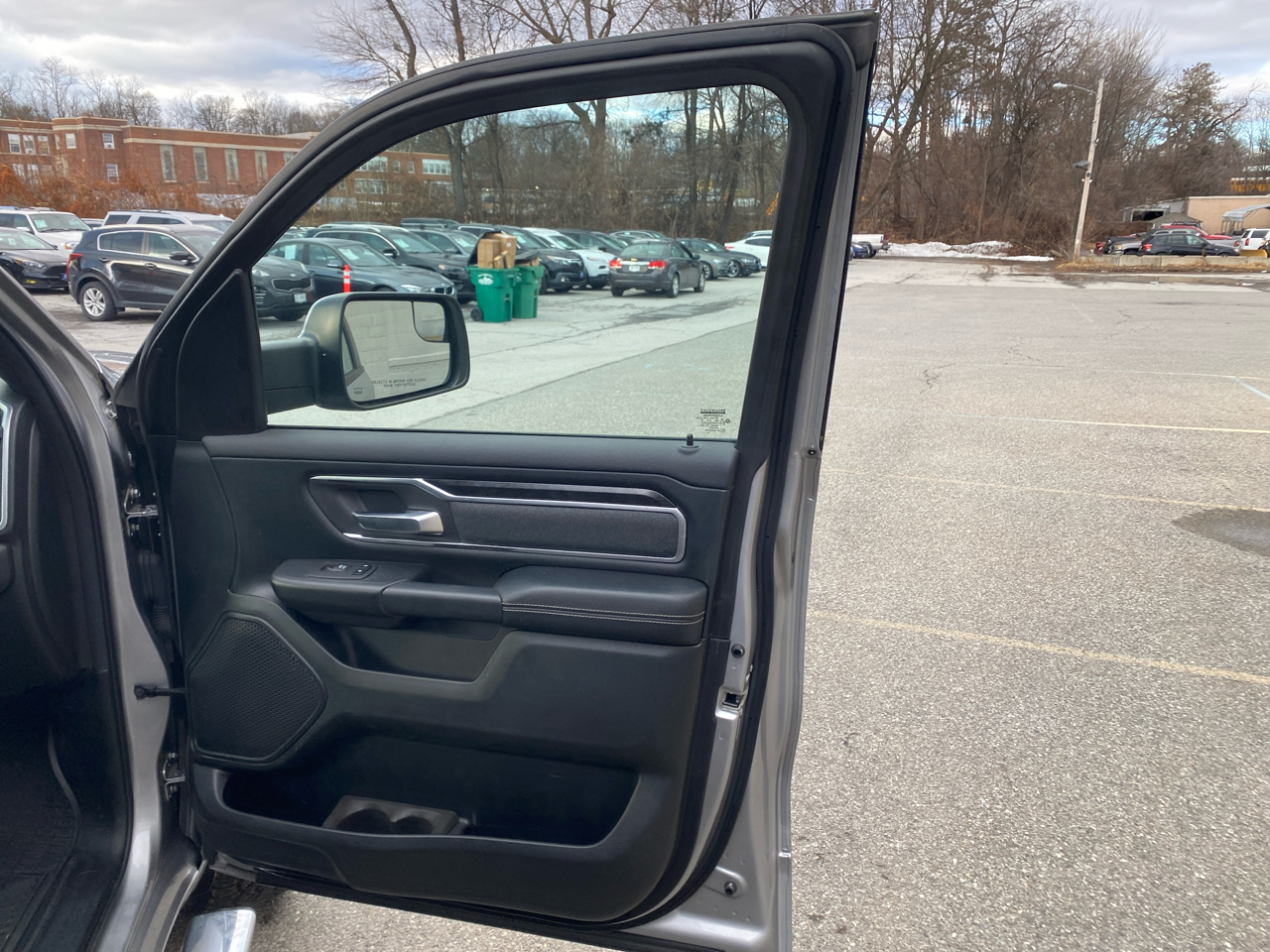 RAM 1500 Big Horn Crew Cab SWB 4WD 2019