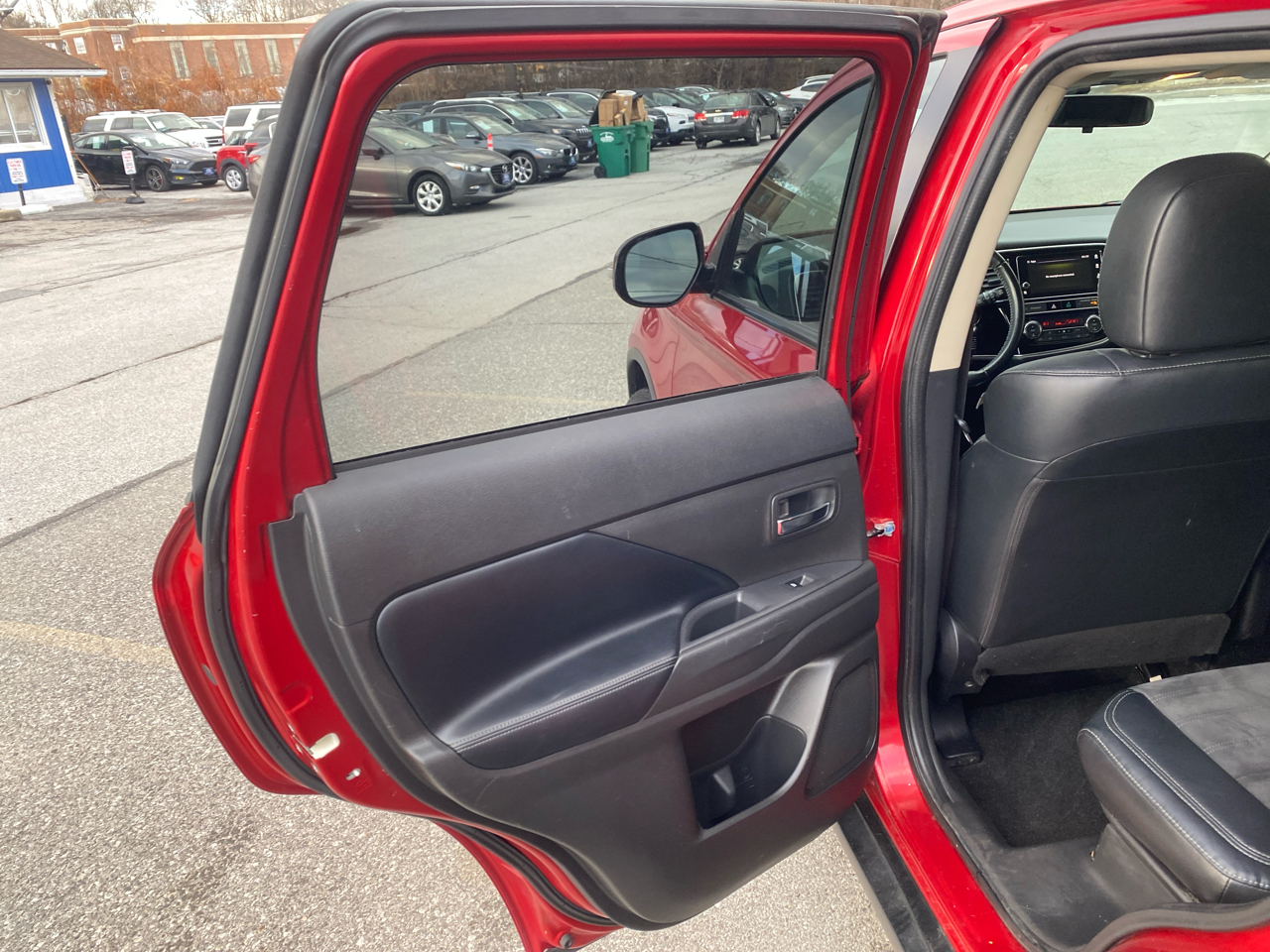 Mitsubishi Outlander SEL AWD 2019