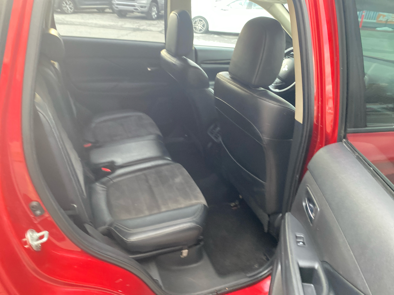 Mitsubishi Outlander SEL AWD 2019