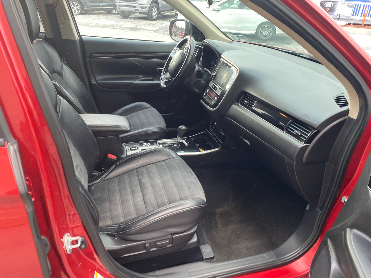 Mitsubishi Outlander SEL AWD 2019