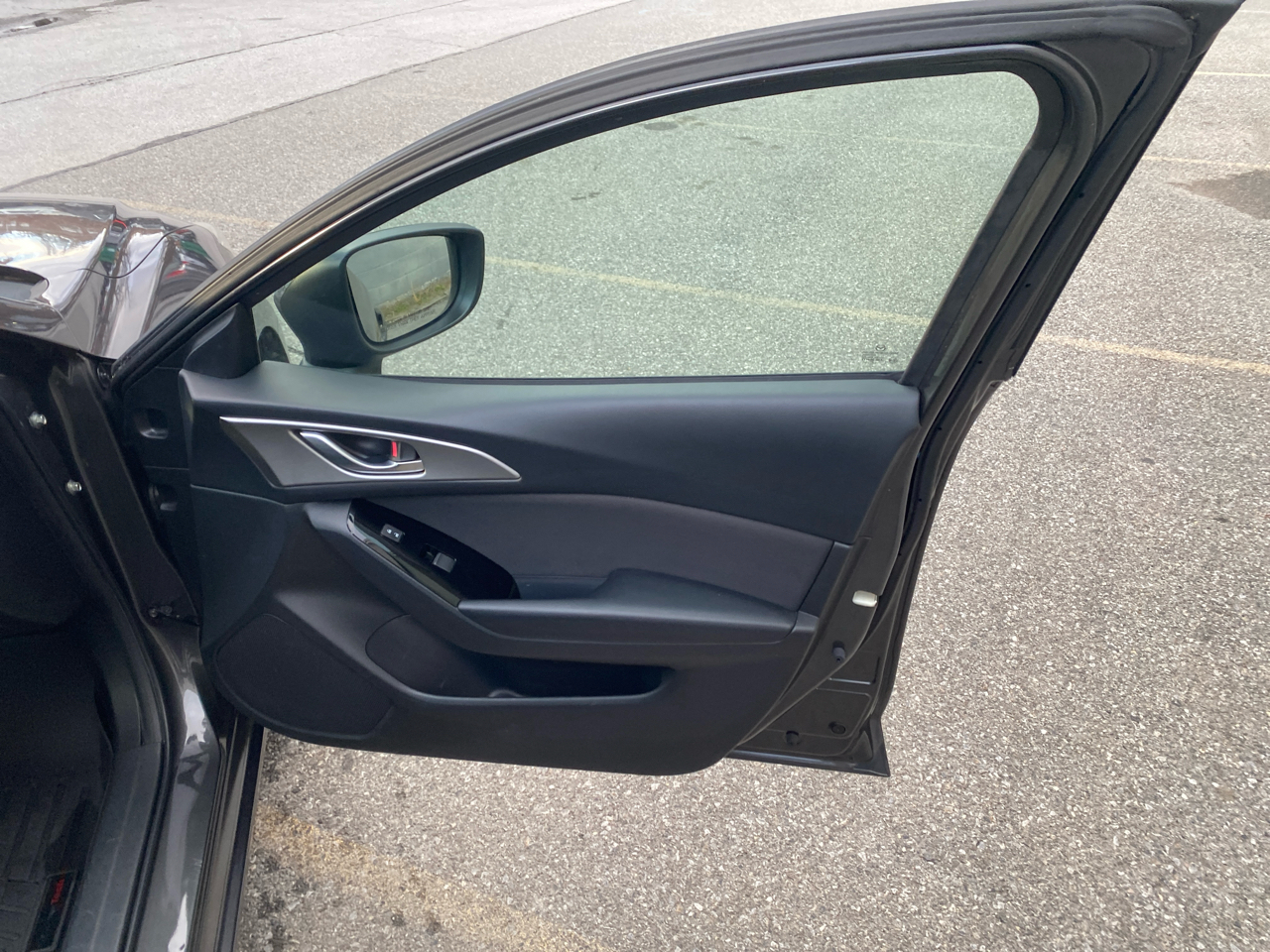 Mazda MAZDA3 i Sport AT 4-Door 2017