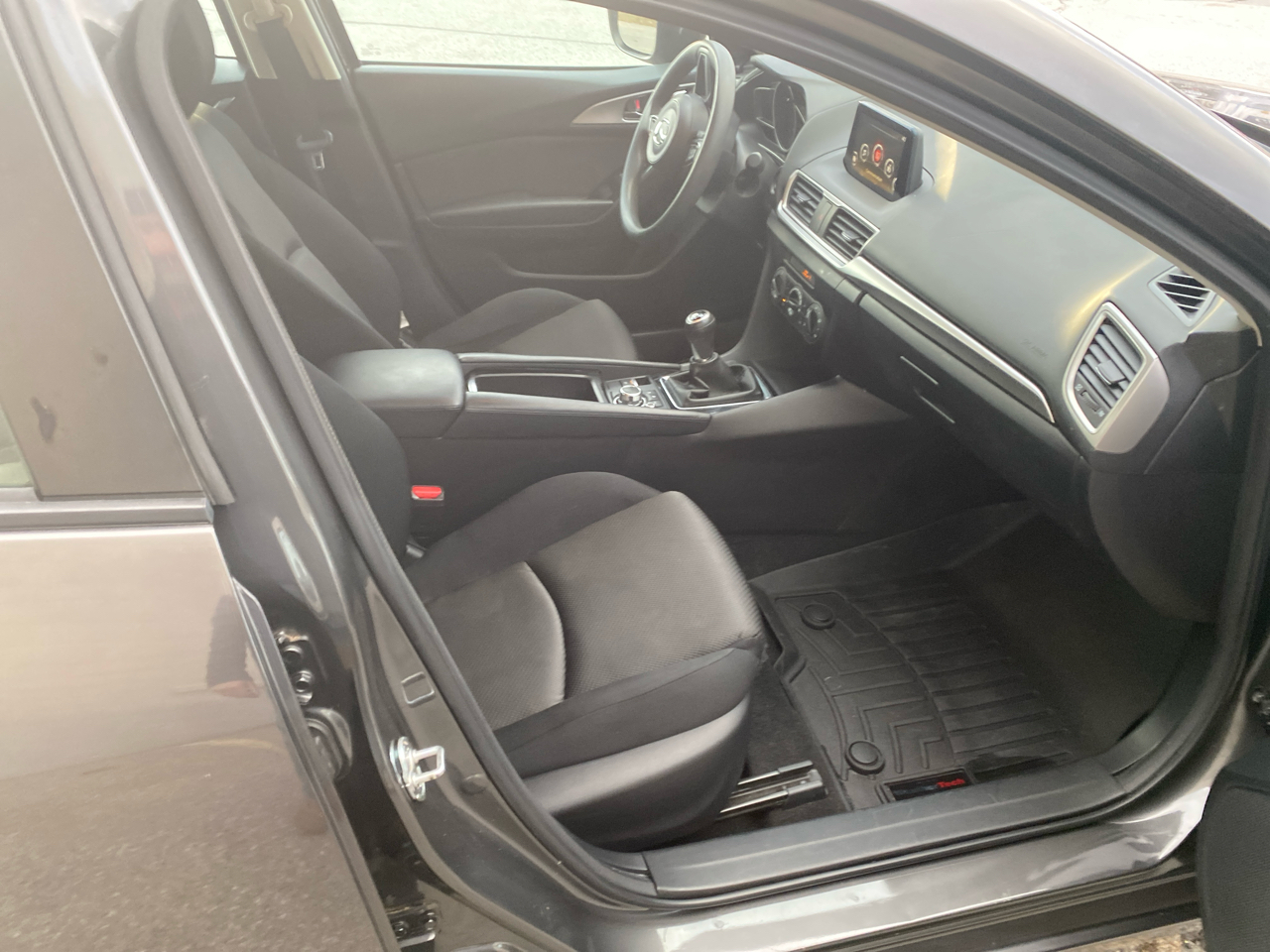 Mazda MAZDA3 i Sport AT 4-Door 2017