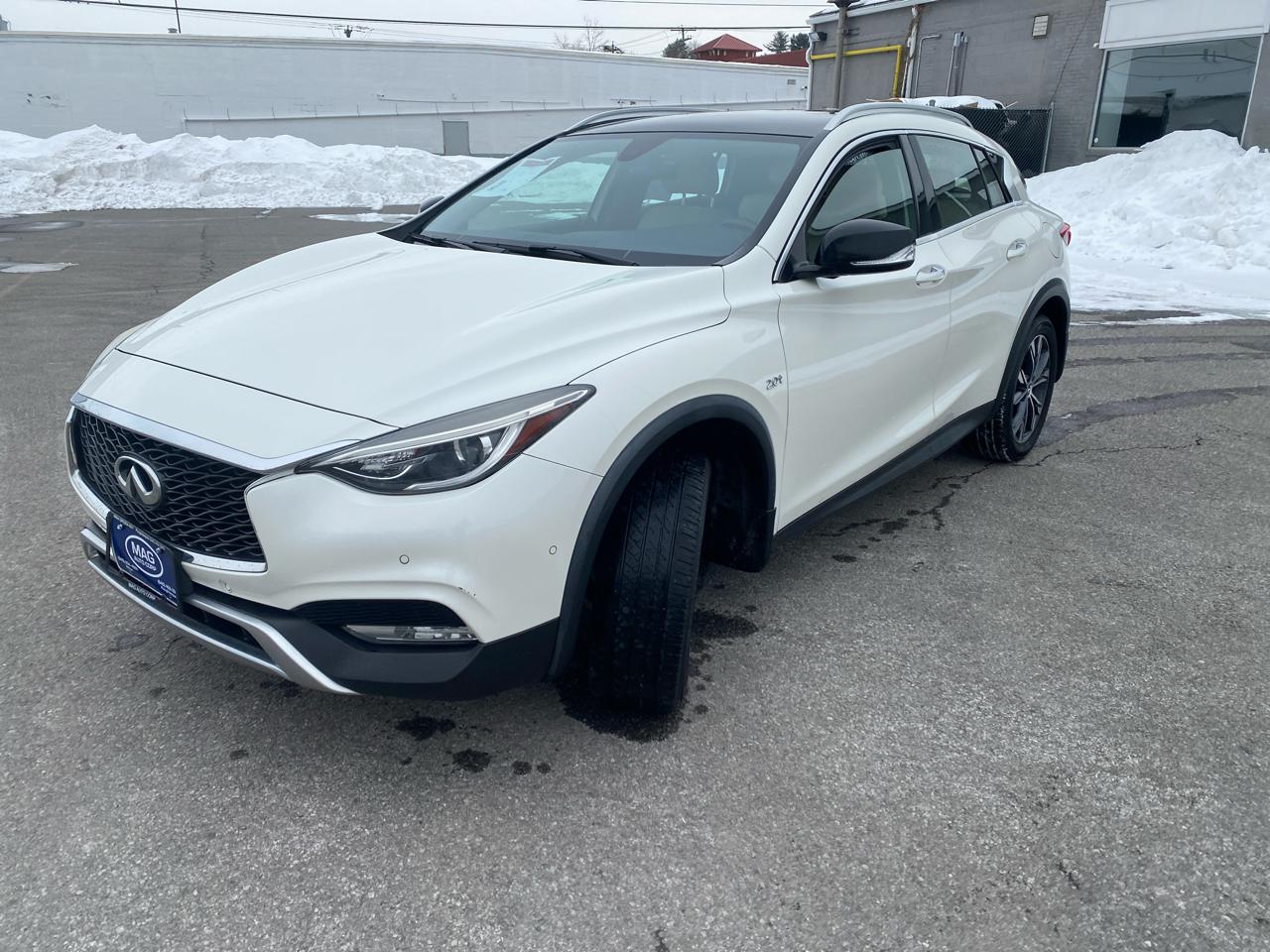 Infiniti QX30 Luxury AWD 2018