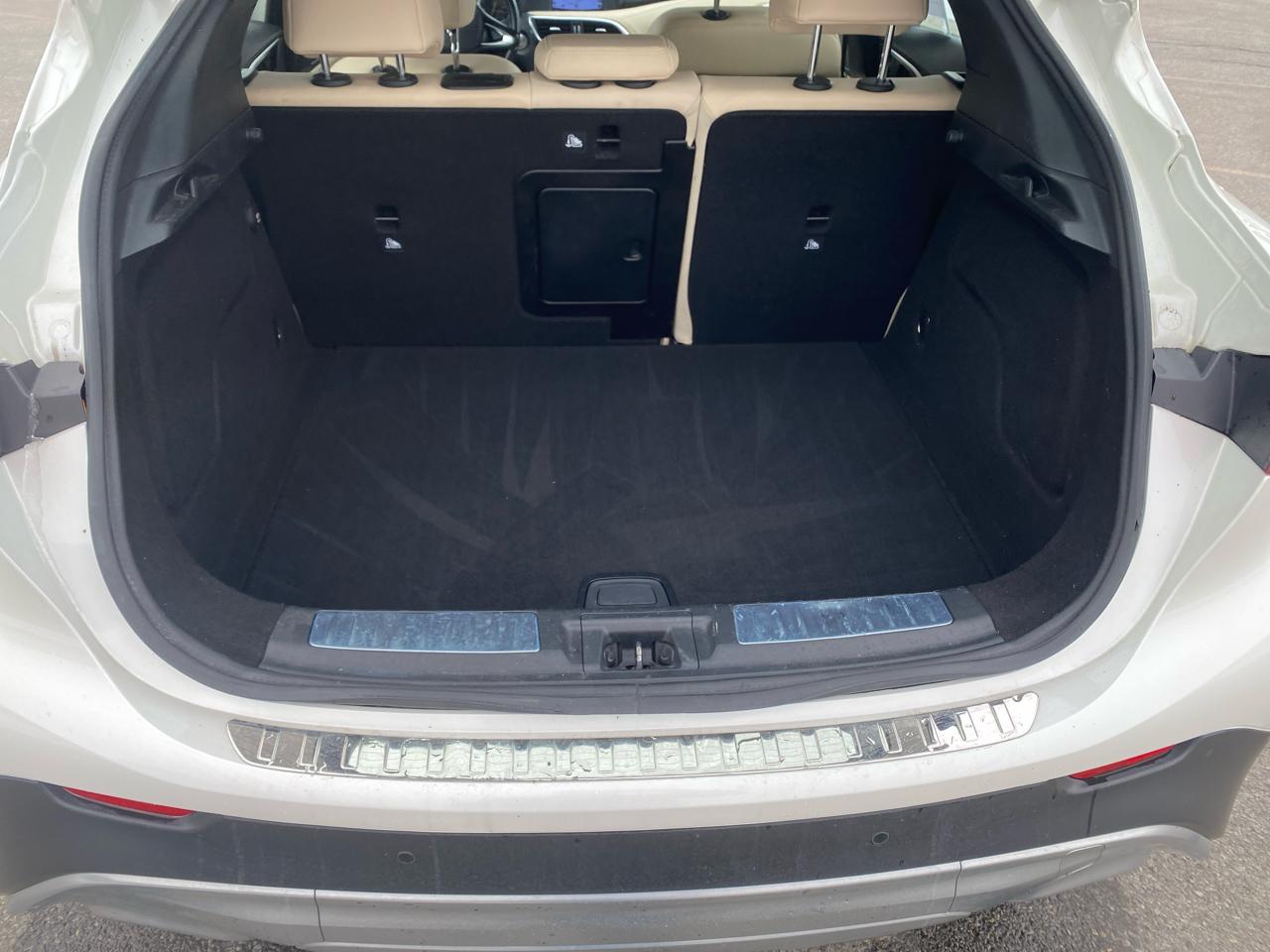 Infiniti QX30 Luxury AWD 2018