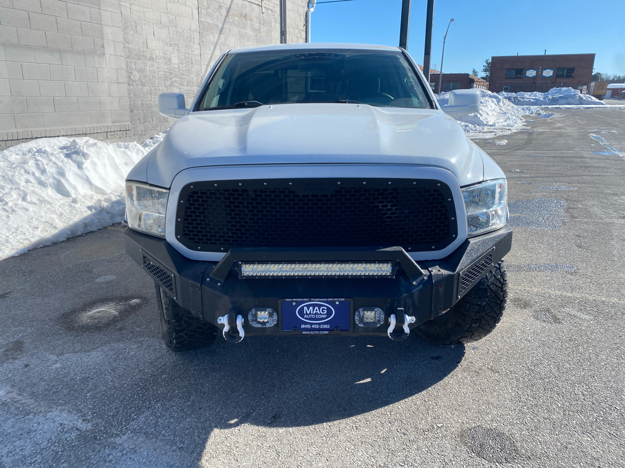 RAM 1500 Tradesman Quad Cab 4WD 2014
