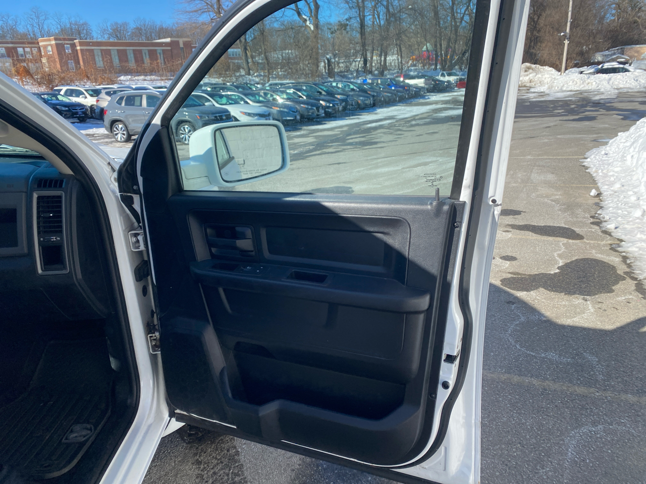 RAM 1500 Tradesman Quad Cab 4WD 2014