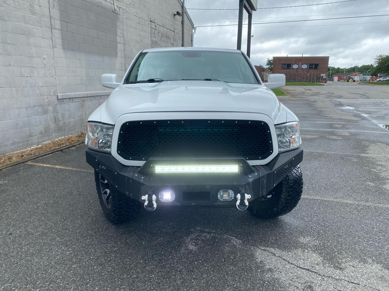 RAM 1500 Tradesman Quad Cab 4WD 2014