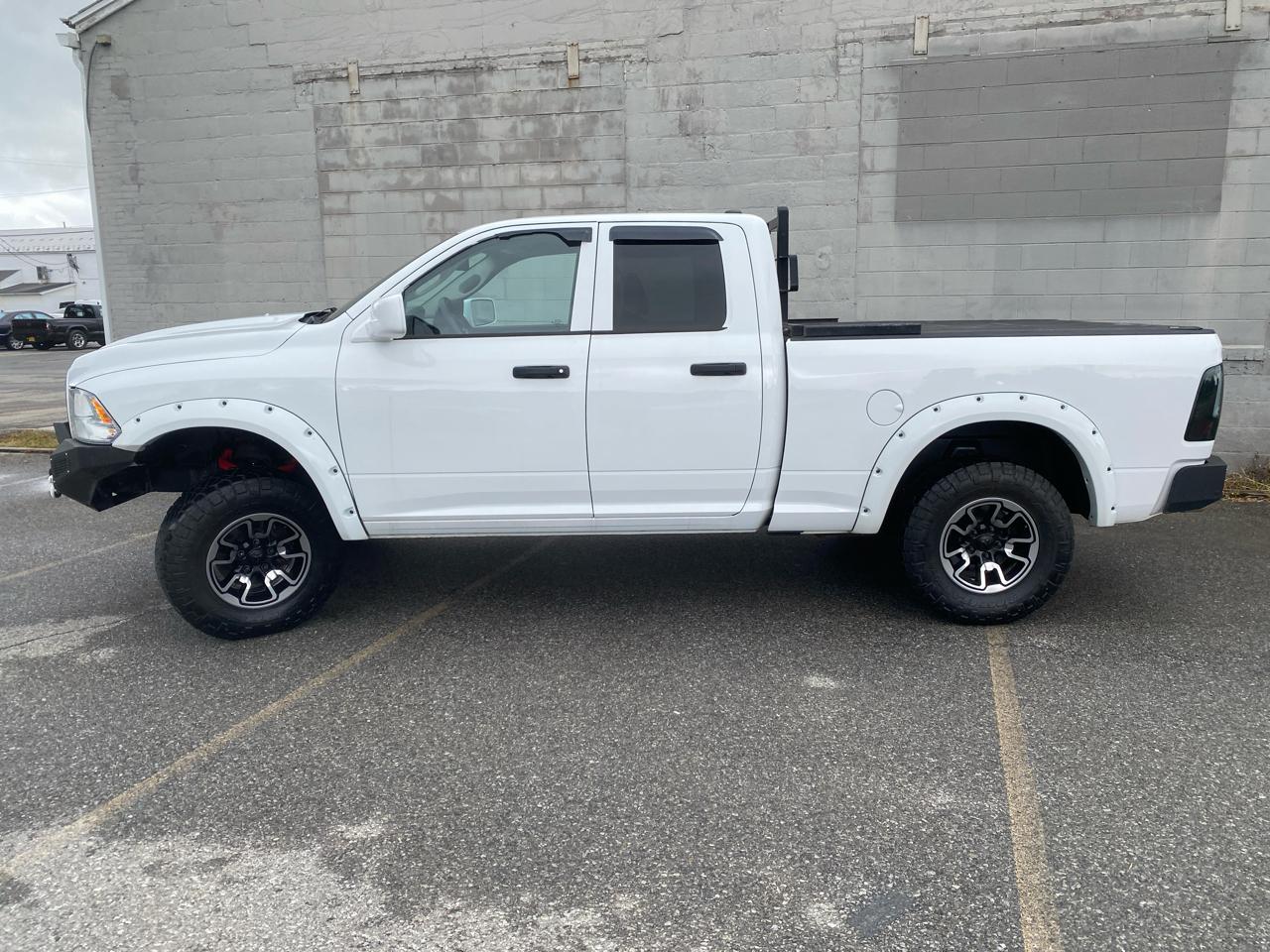 RAM 1500 Tradesman Quad Cab 4WD 2014